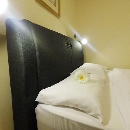 Goldbrick Hotel Bukit Bintang Куала-Лумпур Екстер'єр фото